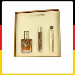 Dolce & Gabbana Devotion женский сет: парфюмерная вода 50 мл + Туш 8 мл + парфюмерная вода 10 мл 103778815950
