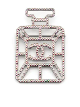Chanel CC logo perfume brooch 30212605